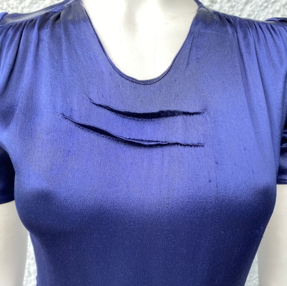 Vintage 1940s charmeuse satin vixen dress - Picture 3 of 7